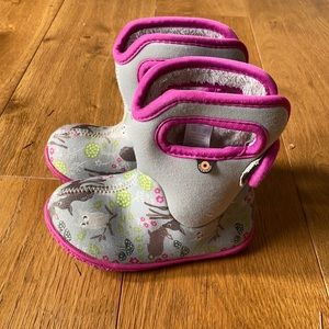 Girls toddler bogs size 7